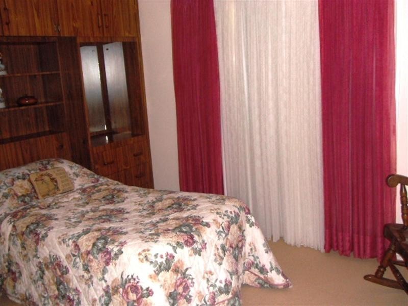 9 Acacia Road, Halifax QLD 4850