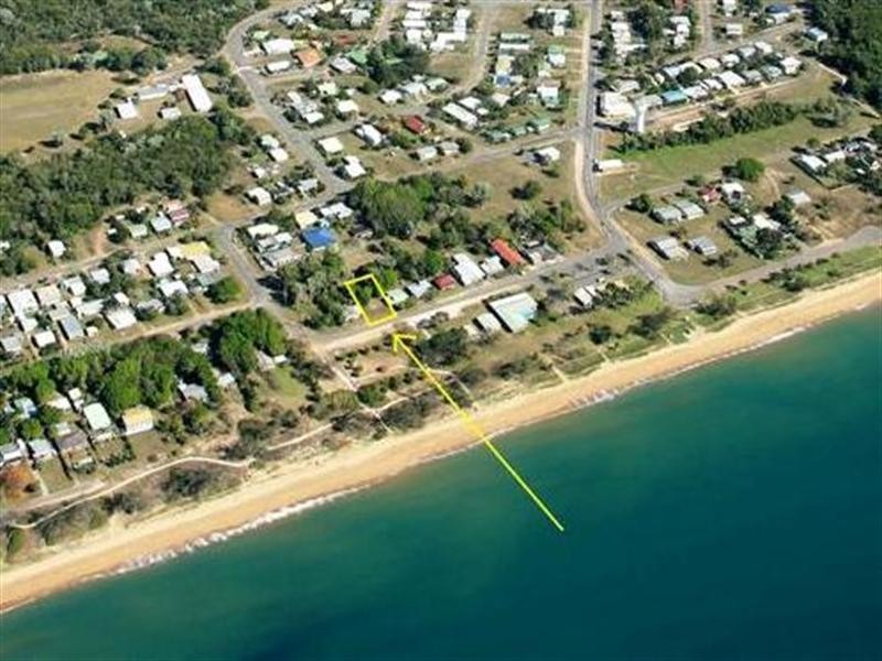 20 Palm Street, Forrest Beach QLD 4850