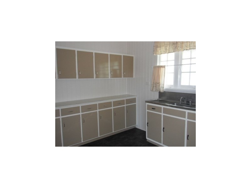 87 Marina Parade, Ingham QLD 4850