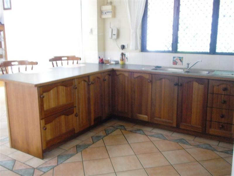 4 Waring Street, Lucinda QLD 4850