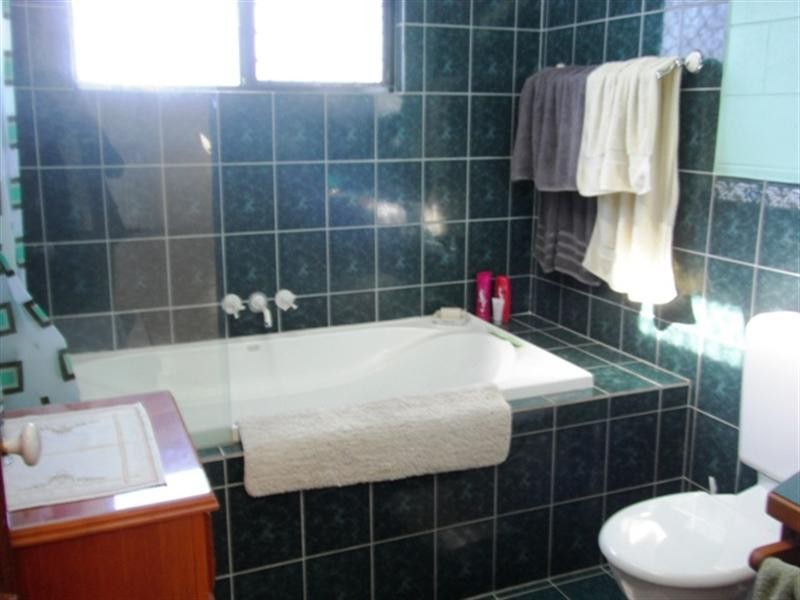 4 Waring Street, Lucinda QLD 4850