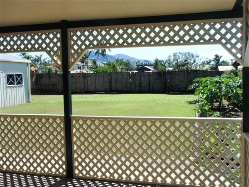 4 Waring Street, Lucinda QLD 4850