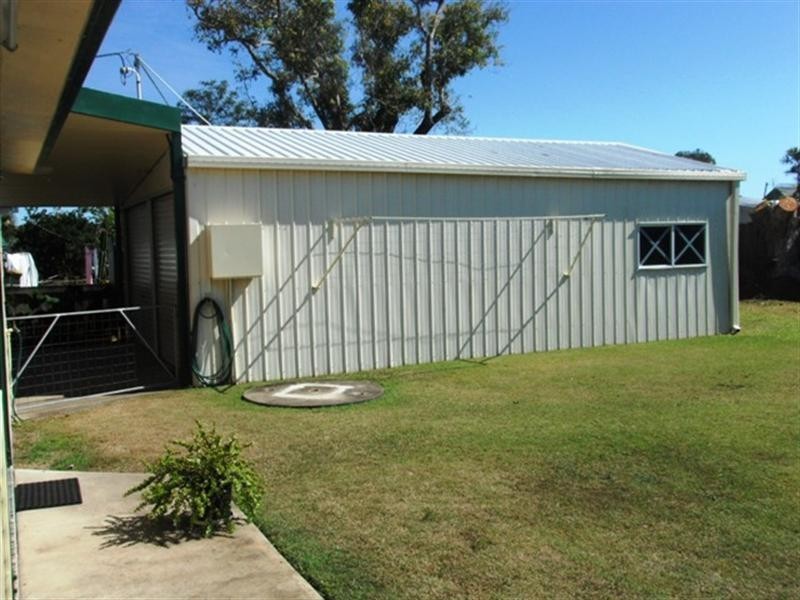 4 Waring Street, Lucinda QLD 4850