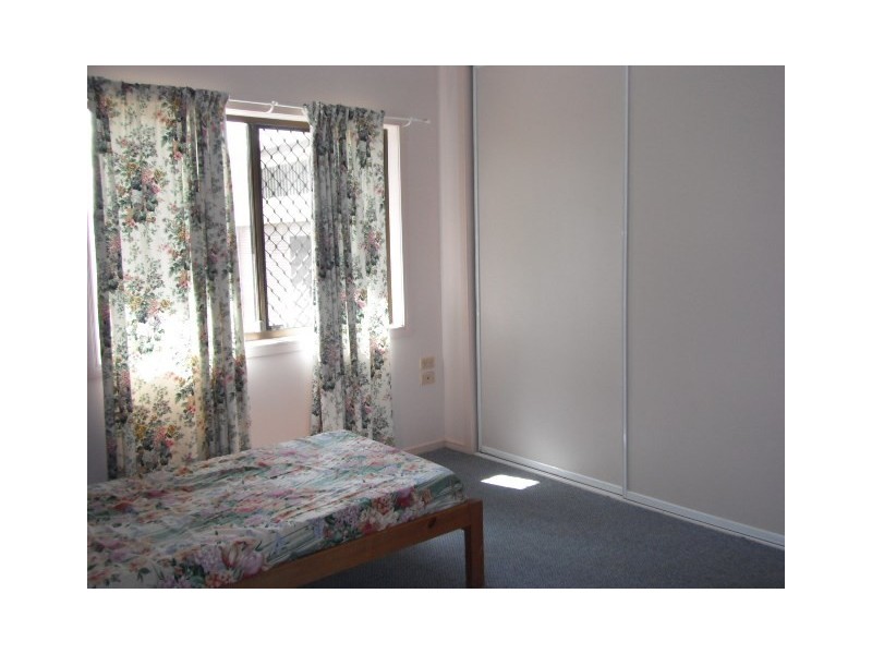 16 Wallis Street, Trebonne QLD 4850