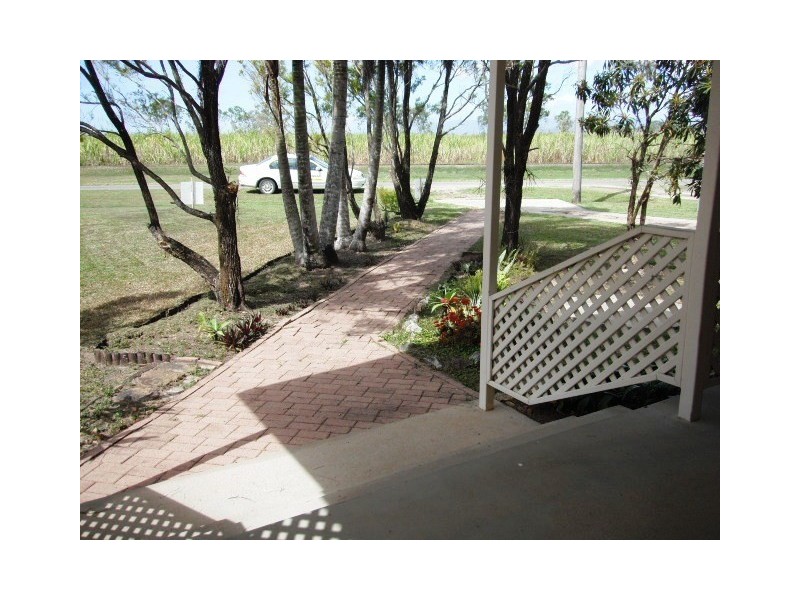 16 Wallis Street, Trebonne QLD 4850