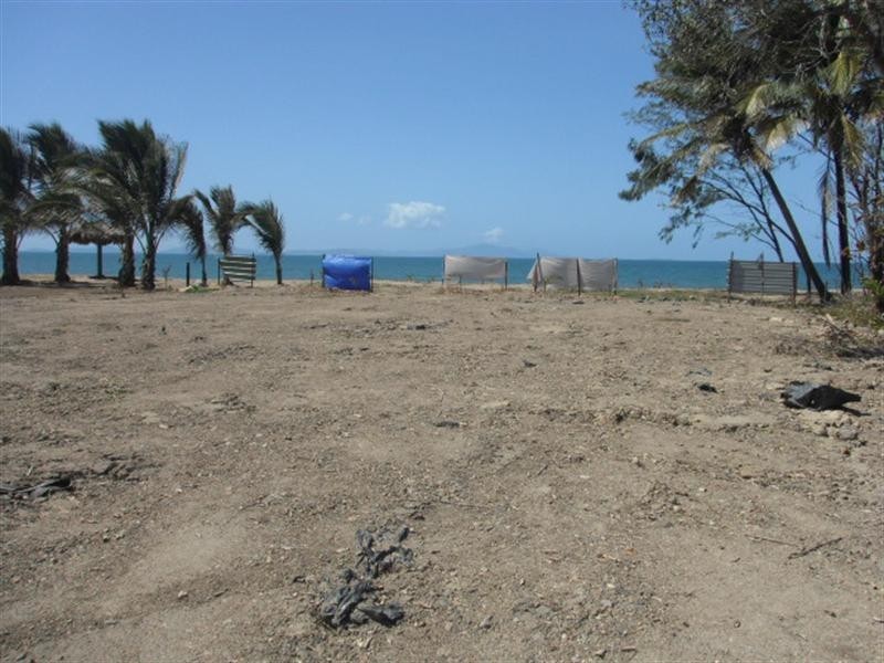 30 The Esplanade, Forrest Beach QLD 4850