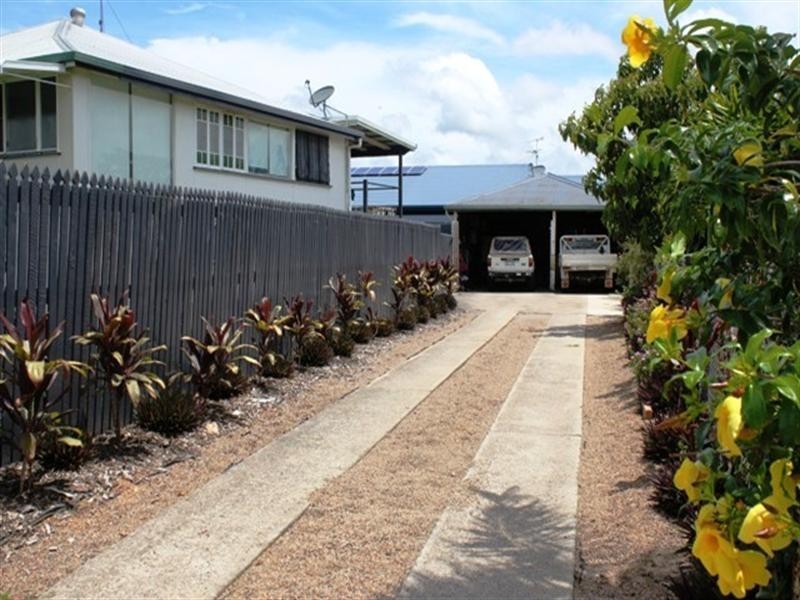 1 Palm Avenue, Ingham QLD 4850