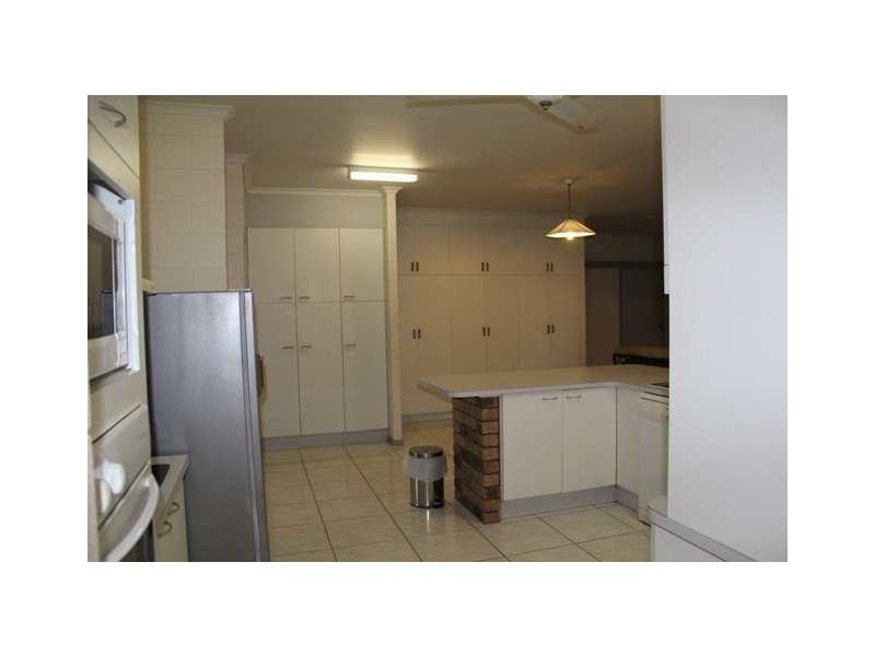 4 Alma Street, Halifax QLD 4850