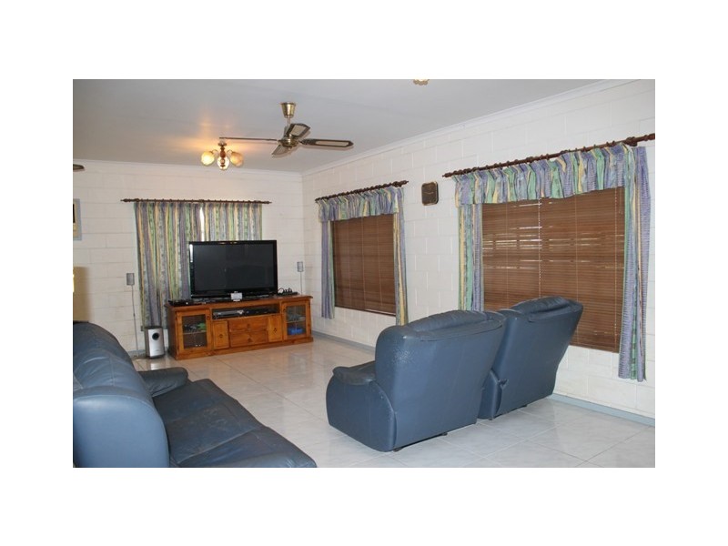 4 Alma Street, Halifax QLD 4850