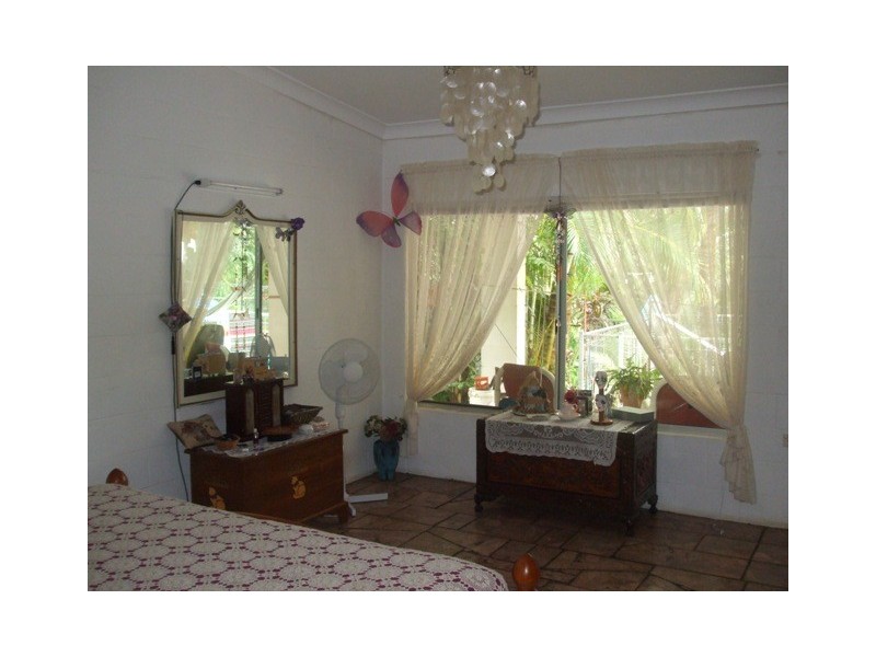 Long Pocket QLD 4850