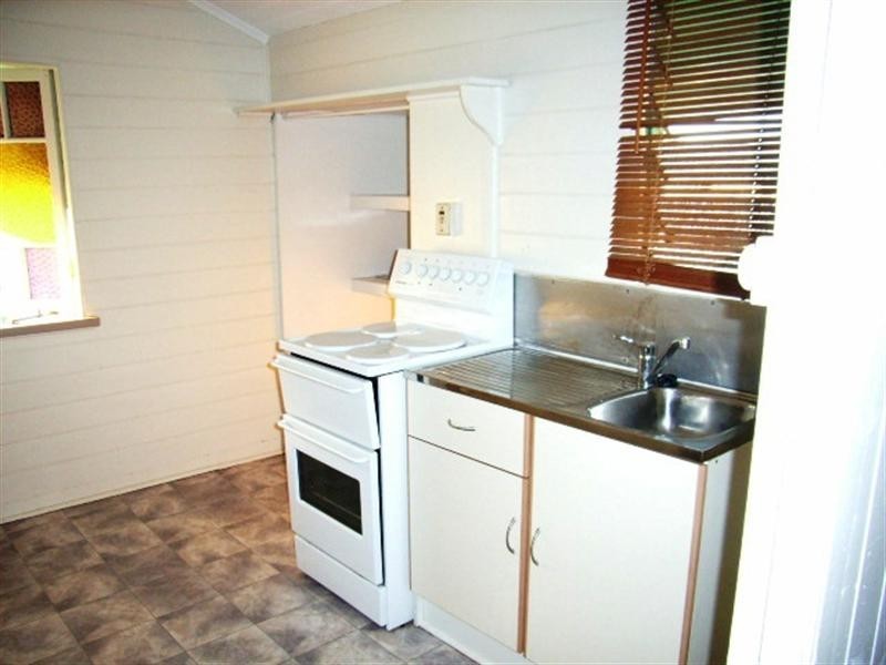 2 Heard Street, Ingham QLD 4850