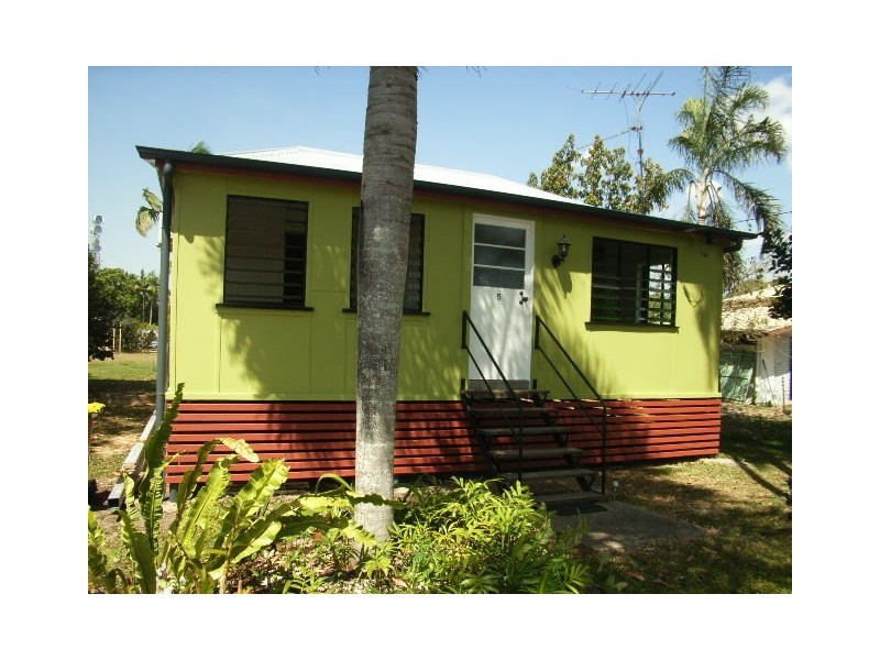 5 Shaws Avenue, Halifax QLD 4850