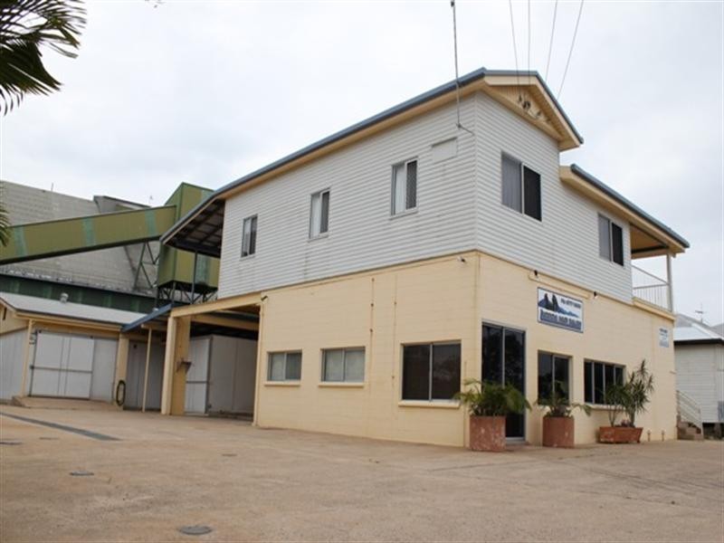 12 Bruce Parade, Lucinda QLD 4850