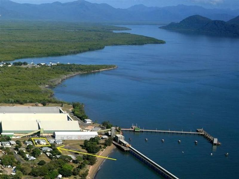 12 Bruce Parade, Lucinda QLD 4850