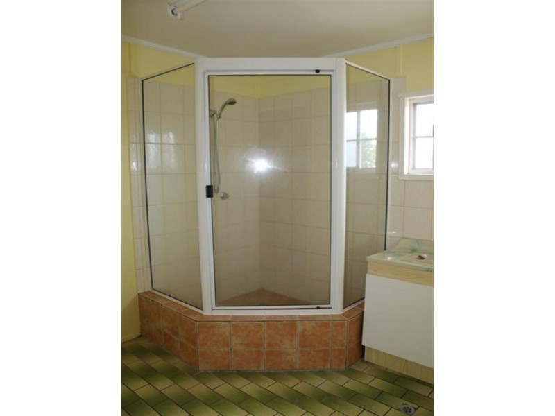 12 Bruce Parade, Lucinda QLD 4850