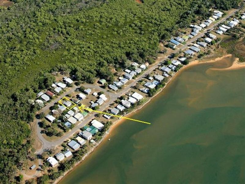 7 Dolphin Crescent, Taylors Beach QLD 4850