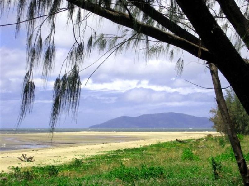 Lucinda QLD 4850