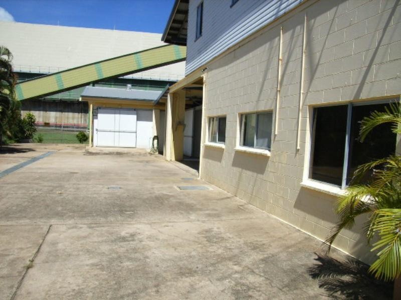 12 Bruce Parade, Lucinda QLD 4850