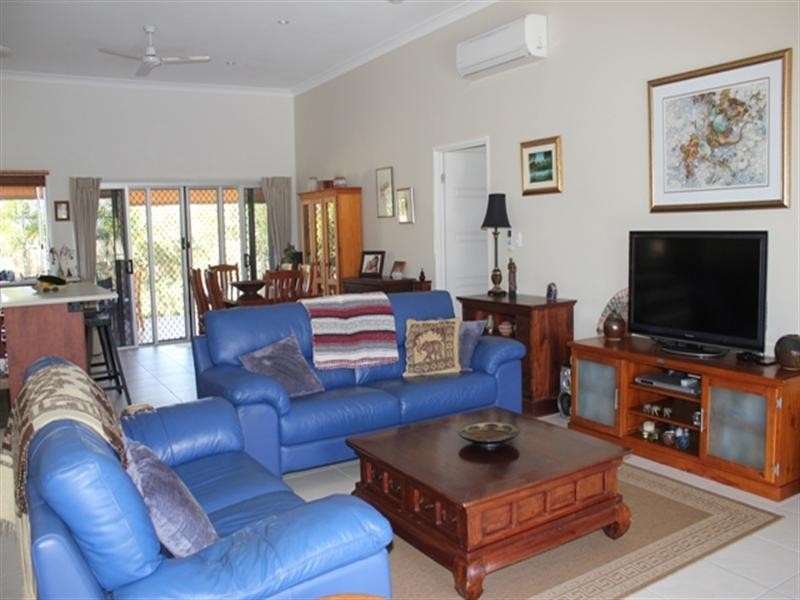 9 Rosella Street, Forrest Beach QLD 4850