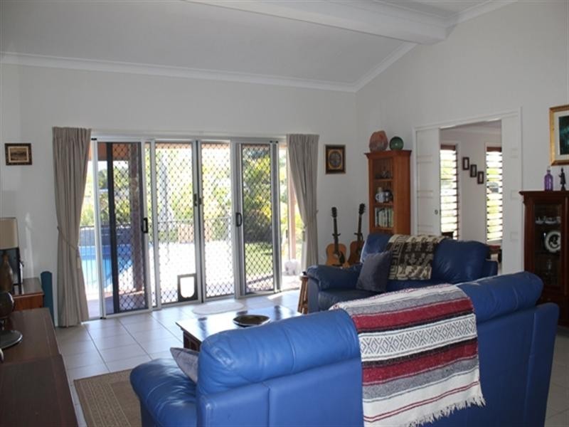 9 Rosella Street, Forrest Beach QLD 4850