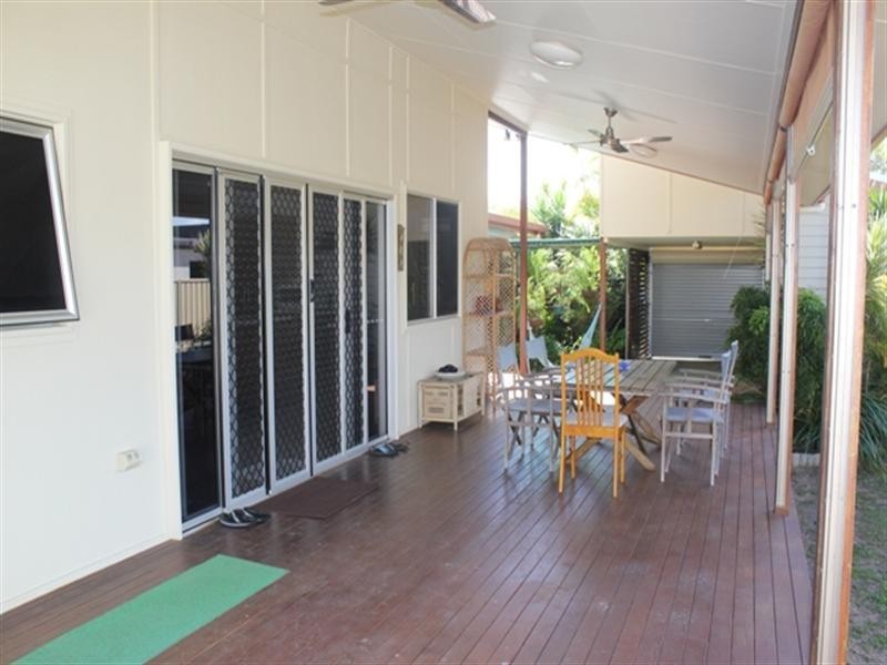 9 Rosella Street, Forrest Beach QLD 4850