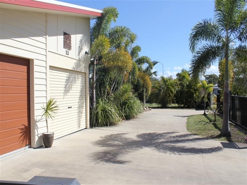 9 Rosella Street, Forrest Beach QLD 4850