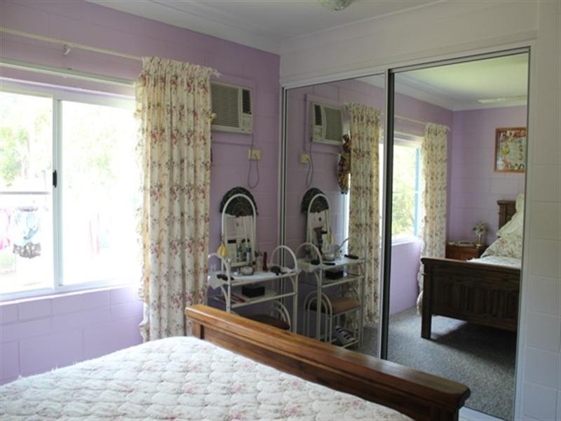 1316 Hawkins Creek Road, Hawkins Creek QLD 4850