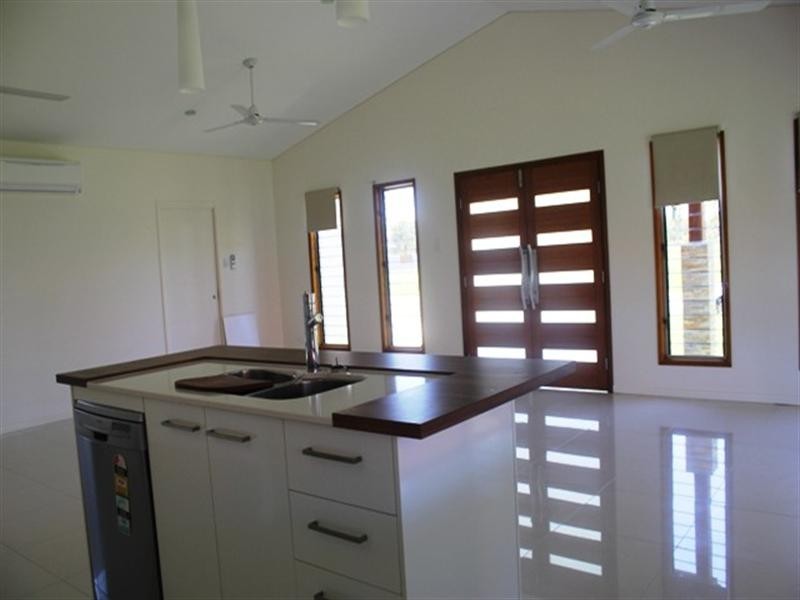 7 Rosella Street, Forrest Beach QLD 4850