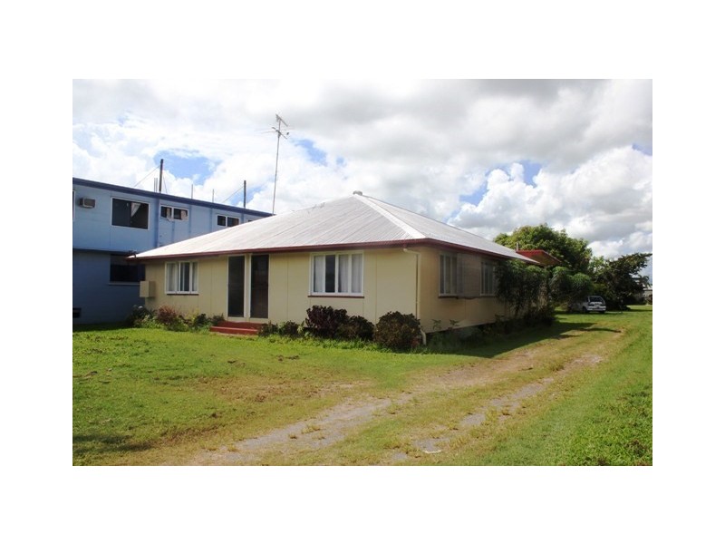 7 McIlwraith Street, Ingham QLD 4850