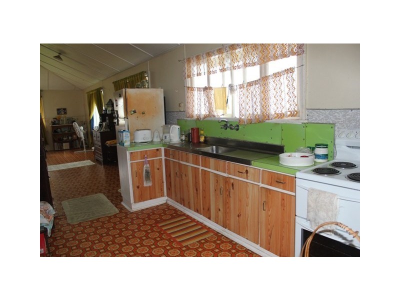 7 McIlwraith Street, Ingham QLD 4850