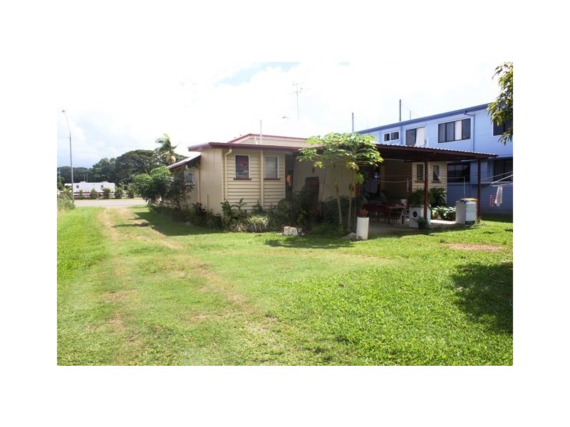 7 McIlwraith Street, Ingham QLD 4850