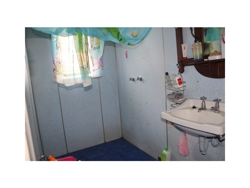 7 McIlwraith Street, Ingham QLD 4850