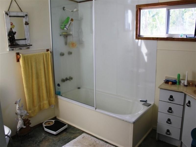 1 Ferrero Street, Lucinda QLD 4850