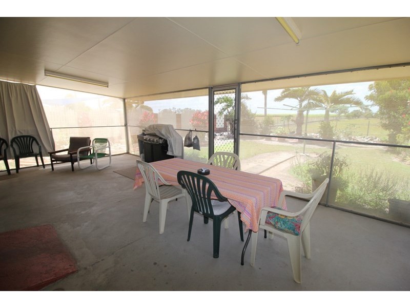 49096 Bruce Highway, Toobanna QLD 4850