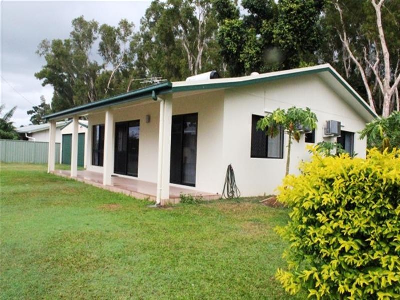 17 Mona Road, Halifax QLD 4850