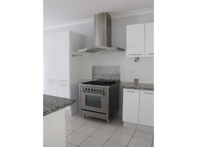 17 Mona Road, Halifax QLD 4850