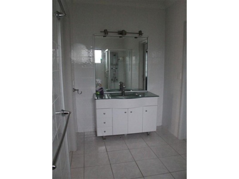 17 Mona Road, Halifax QLD 4850