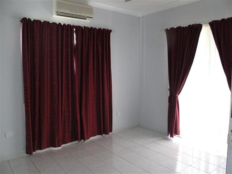 17 Mona Road, Halifax QLD 4850