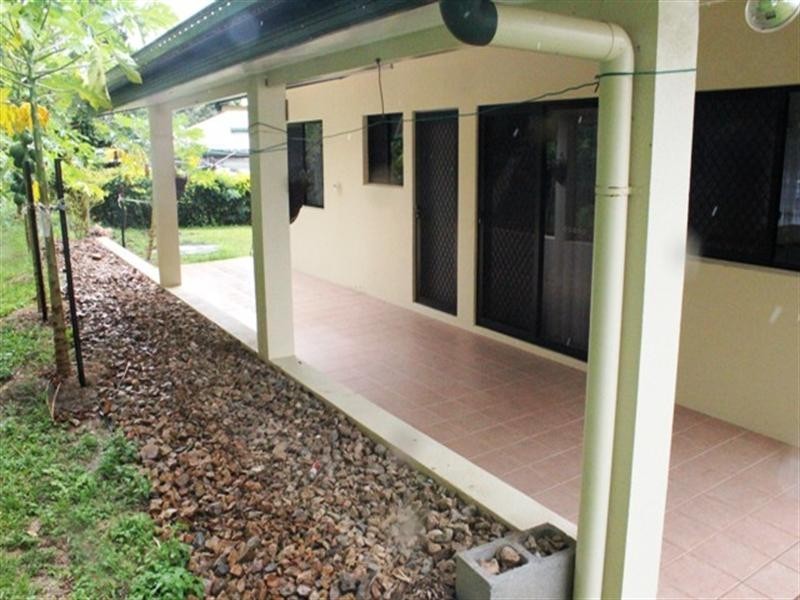 17 Mona Road, Halifax QLD 4850