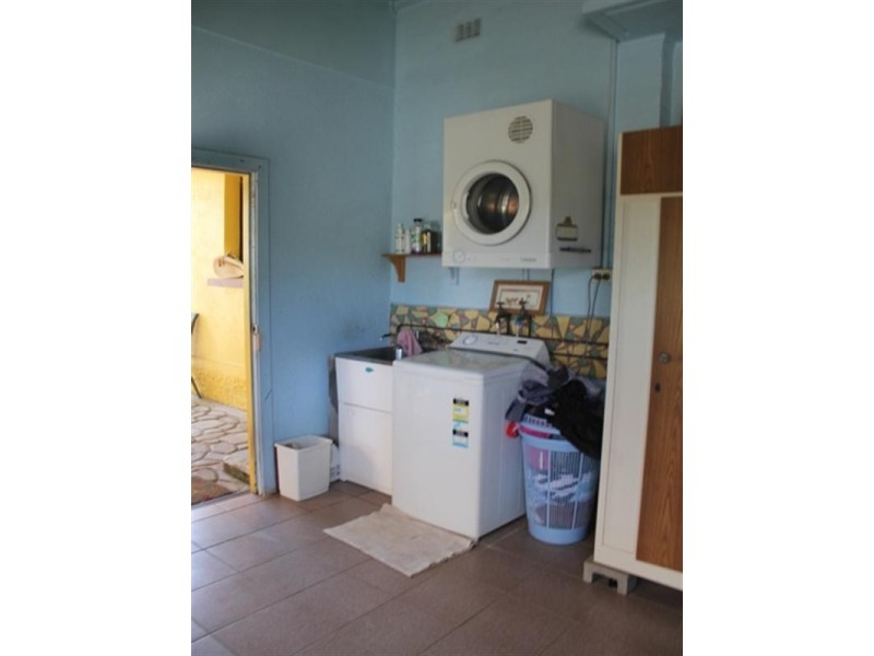 18 Davidson Street, Ingham QLD 4850