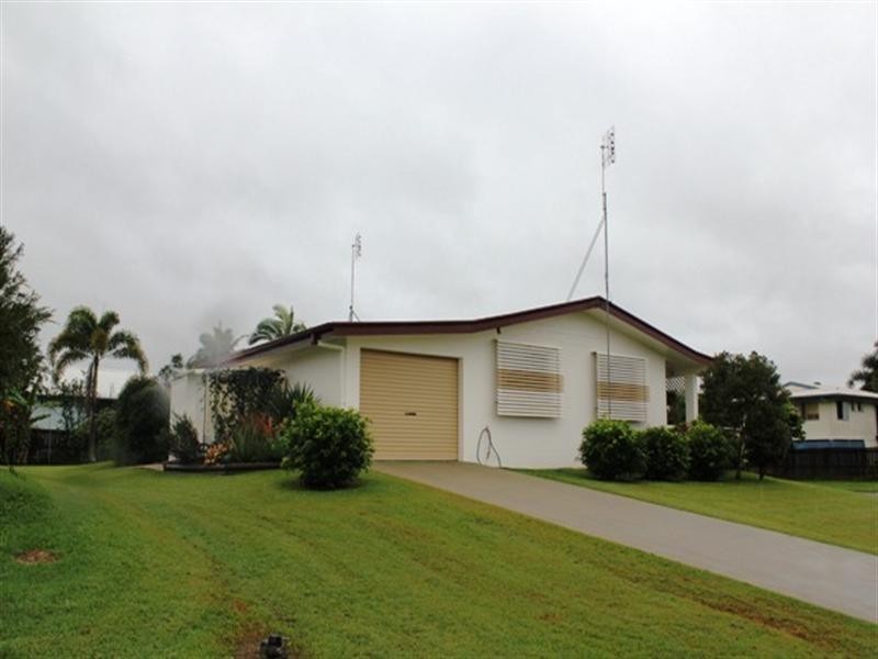 11 Simpson Street, Ingham QLD 4850