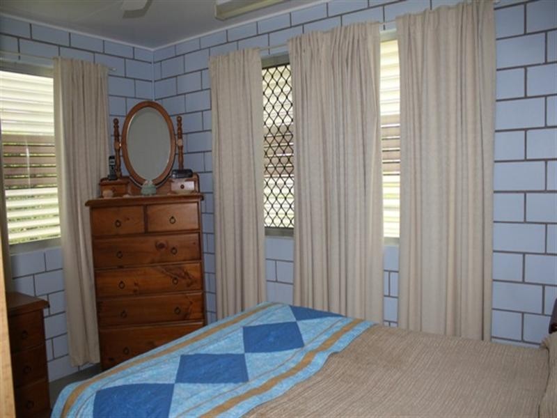 11 Simpson Street, Ingham QLD 4850