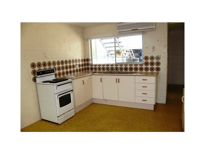 17 Hawkins Street, Ingham QLD 4850