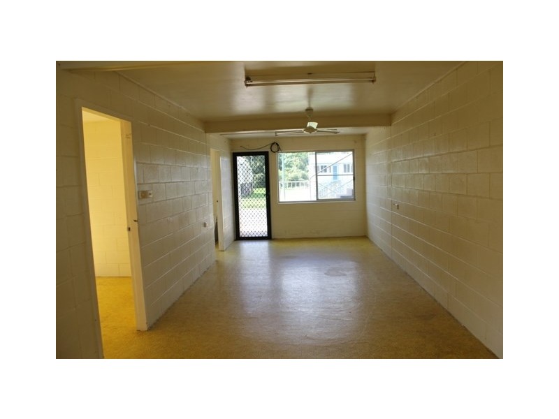 17 Hawkins Street, Ingham QLD 4850