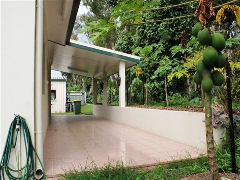 17 Mona Road, Halifax QLD 4850