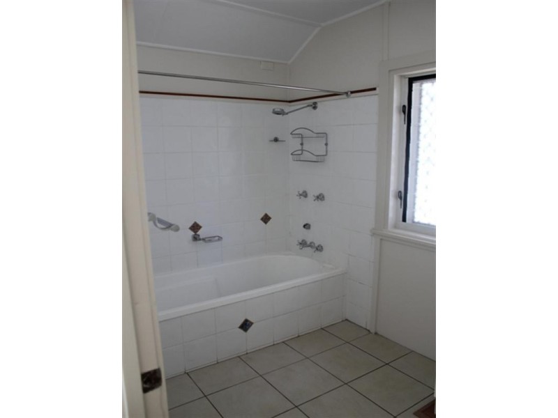 19 Anderssen Street, Halifax QLD 4850