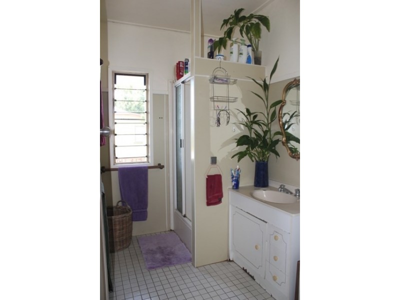 7 Shaws Avenue, Halifax QLD 4850