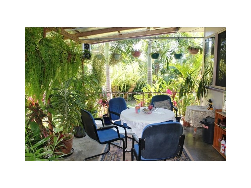 7 Shaws Avenue, Halifax QLD 4850