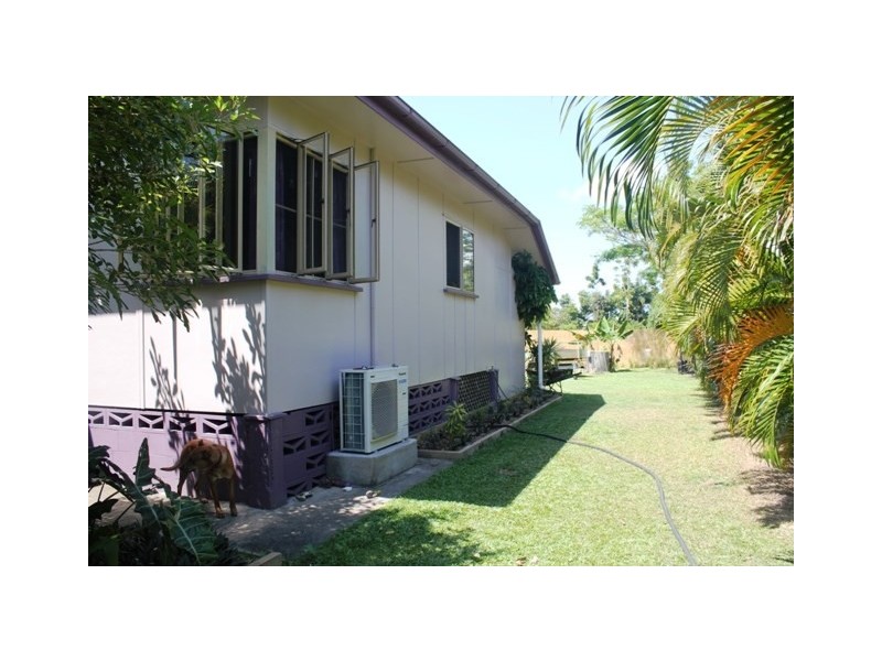 7 Shaws Avenue, Halifax QLD 4850