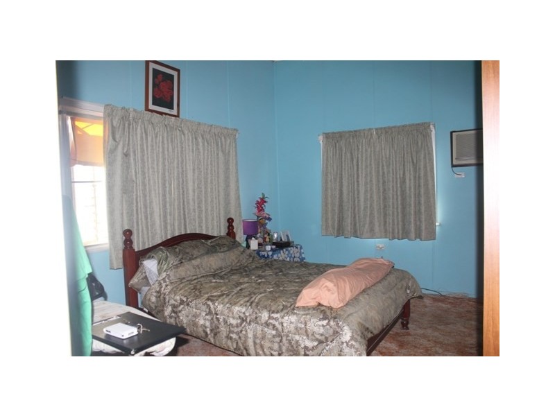 32 Marina Parade, Ingham QLD 4850